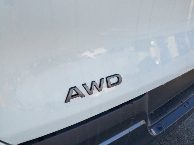 Vehicle image 29 of 30