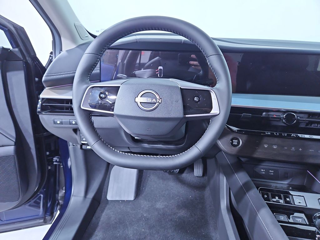 2025 Nissan Murano SL Image 16 of 30