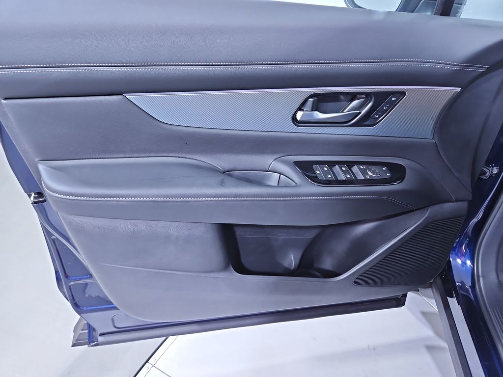 2025 Nissan Murano SL Image 24 of 30