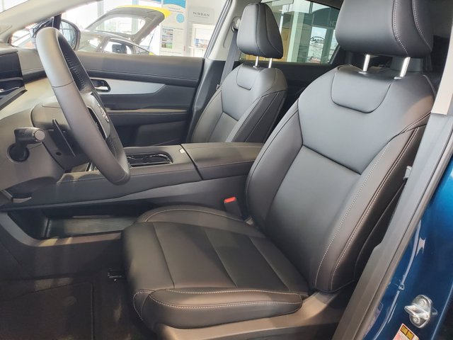 Vehicle image 5 of 30