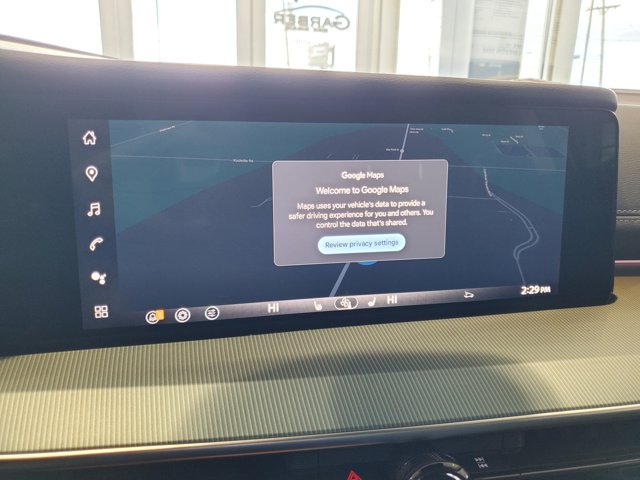 Vehicle image 21 of 30