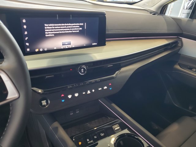 Vehicle image 16 of 30
