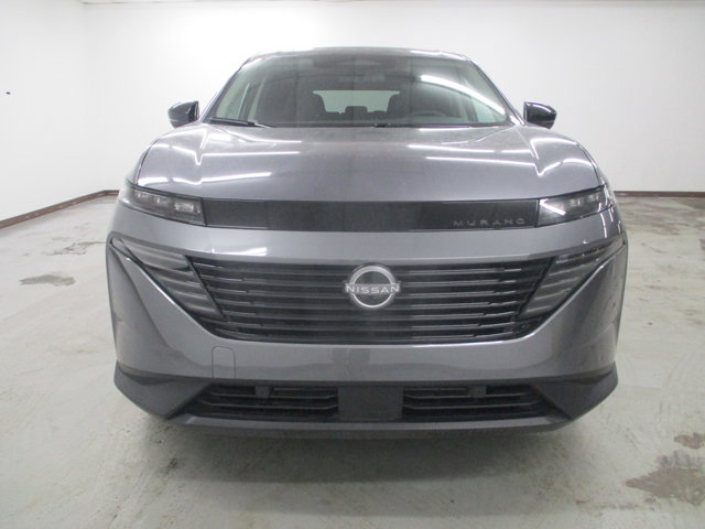 Vehicle image 2 of 34