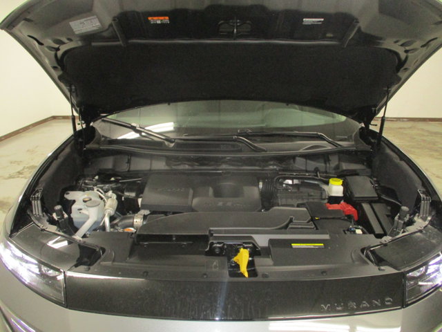 Vehicle image 12 of 34