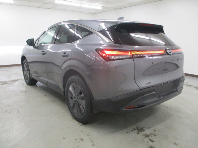 Vehicle image 6 of 34
