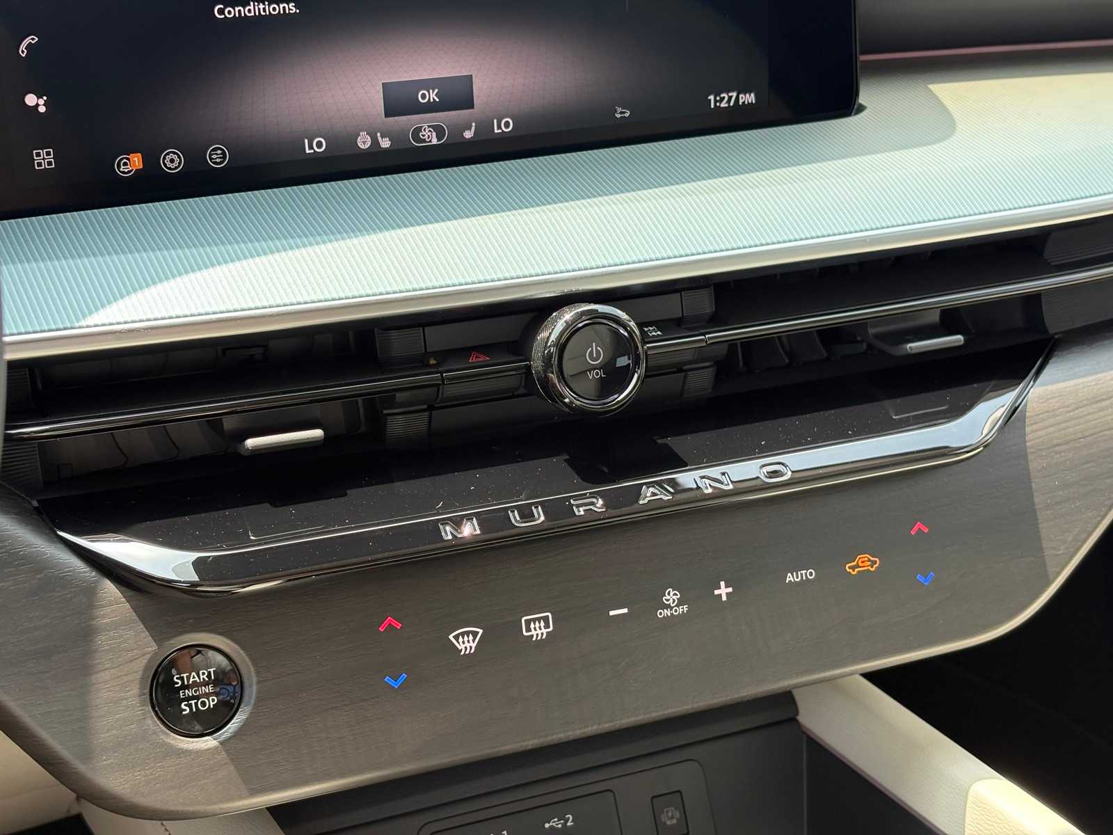 Vehicle image 18 of 23