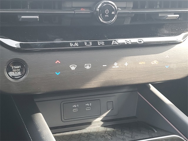 Vehicle image 18 of 37