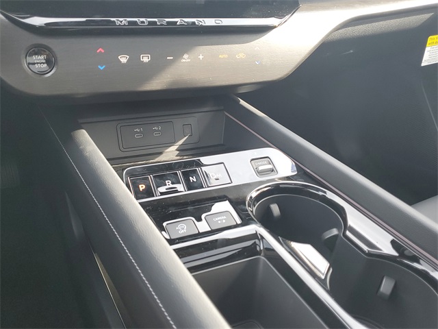 Vehicle image 19 of 37