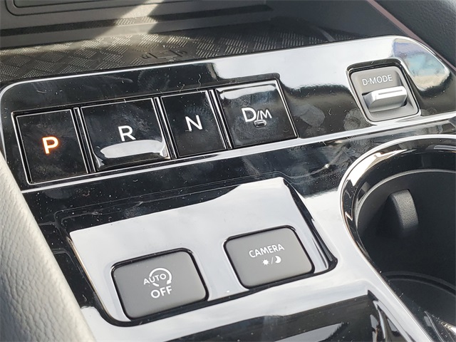 Vehicle image 24 of 37