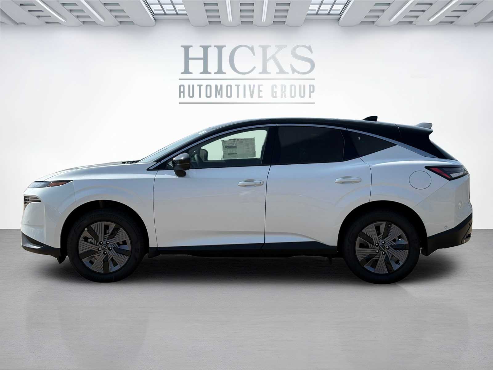 Vehicle image 8 of 23
