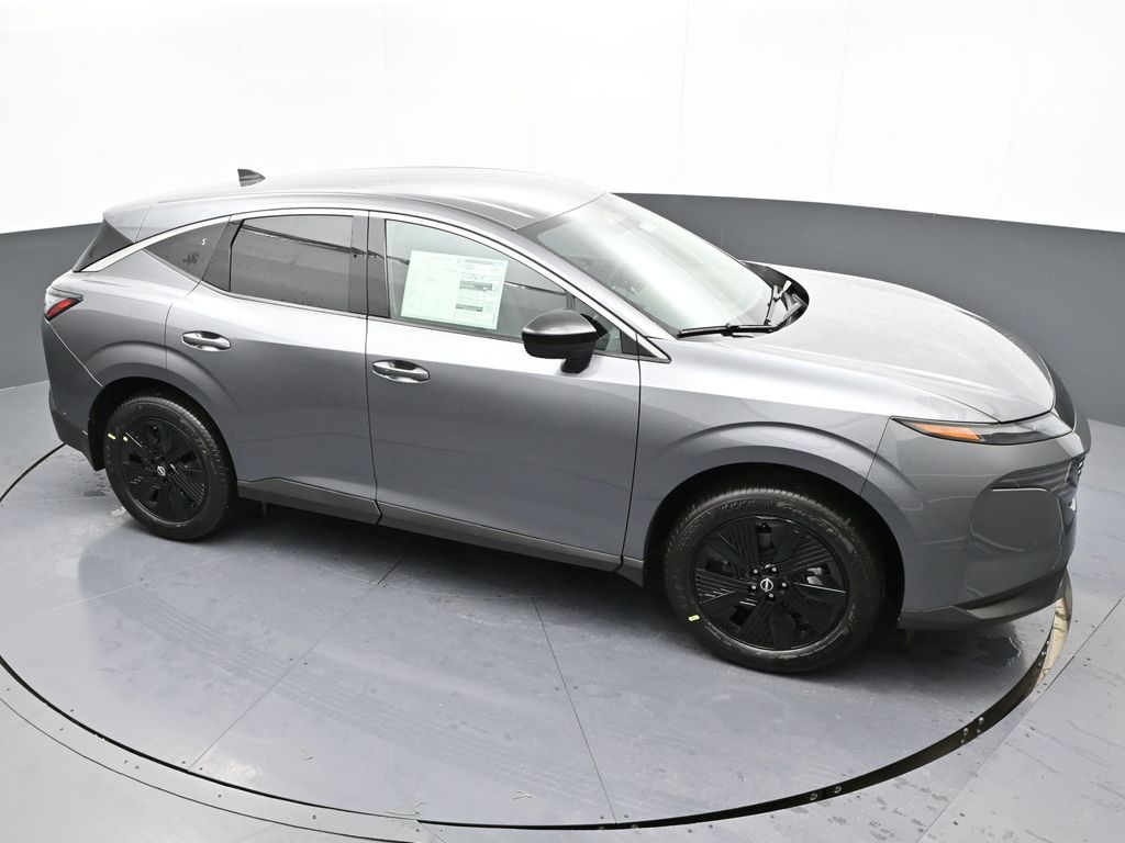 Vehicle image 8 of 29