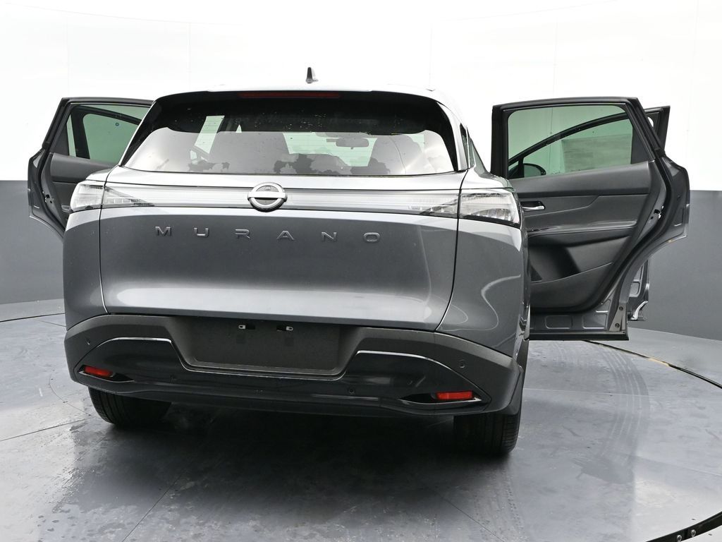 Vehicle image 14 of 29