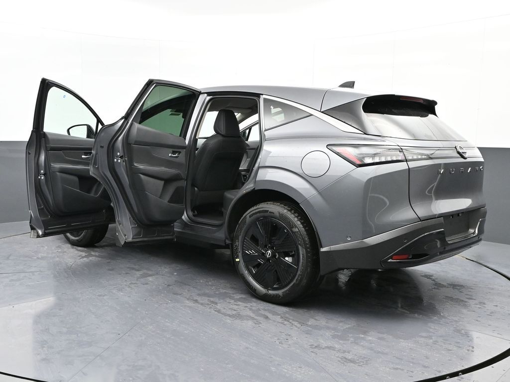 Vehicle image 20 of 29