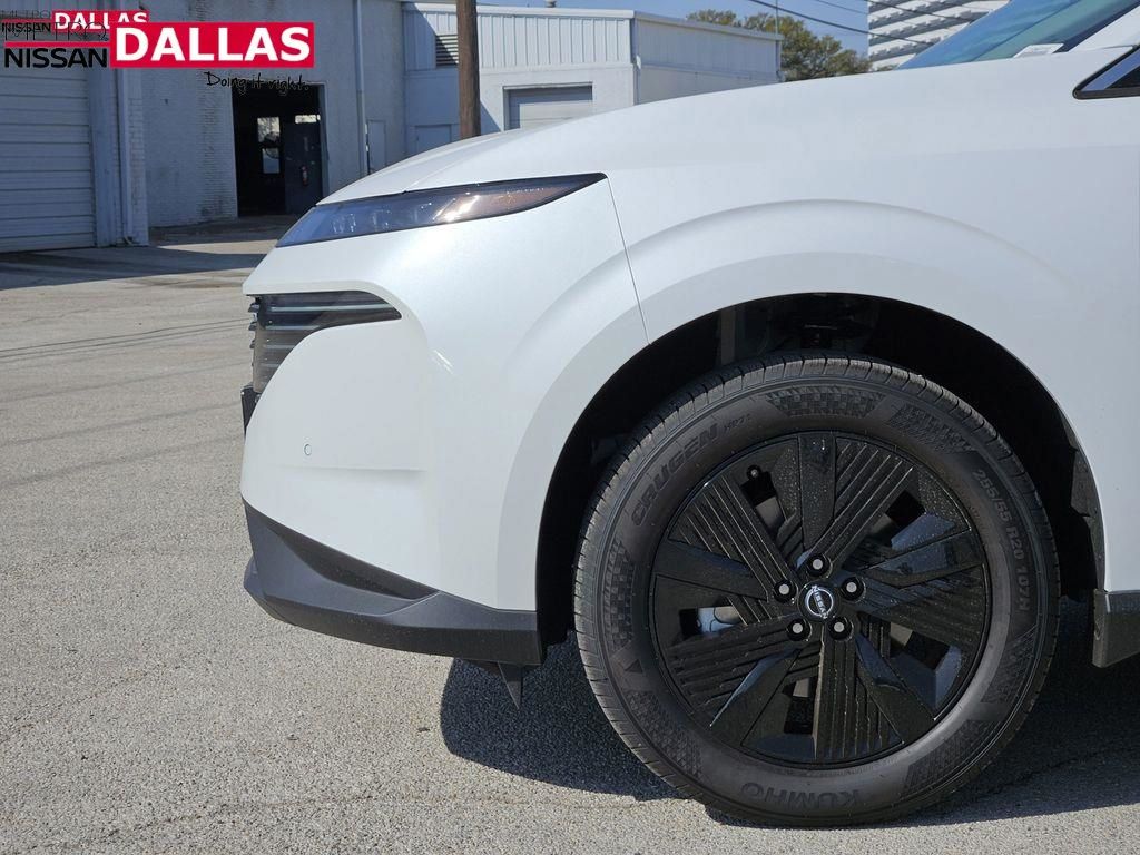 Vehicle image 8 of 25