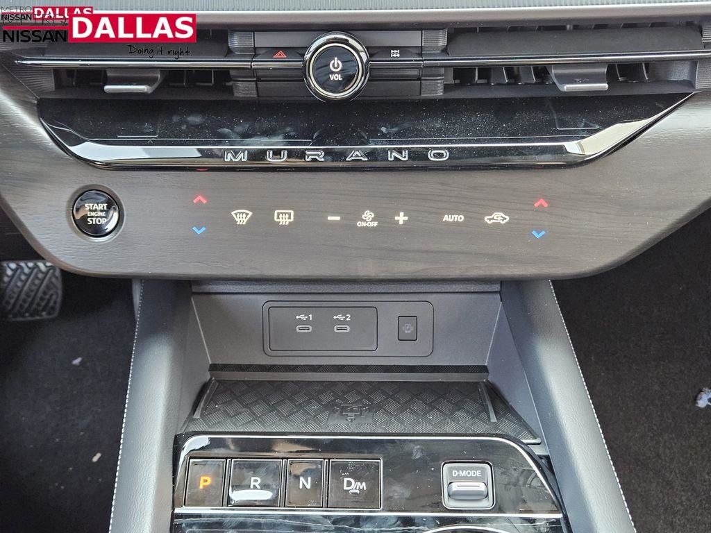 Vehicle image 18 of 25