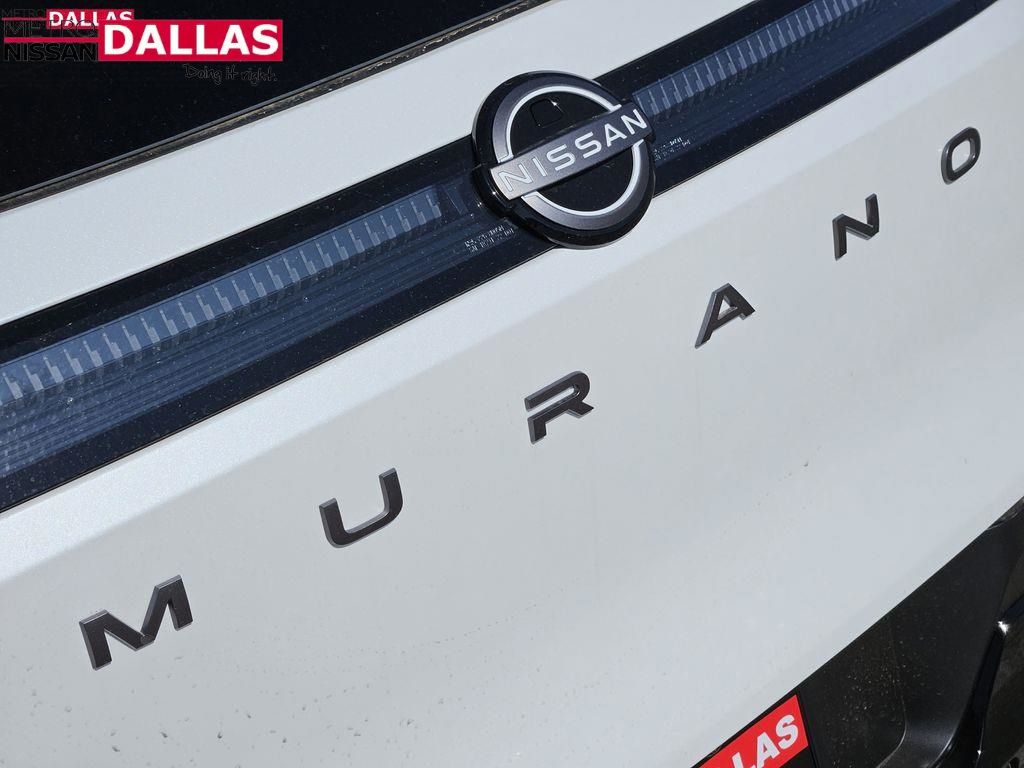 Vehicle image 11 of 25