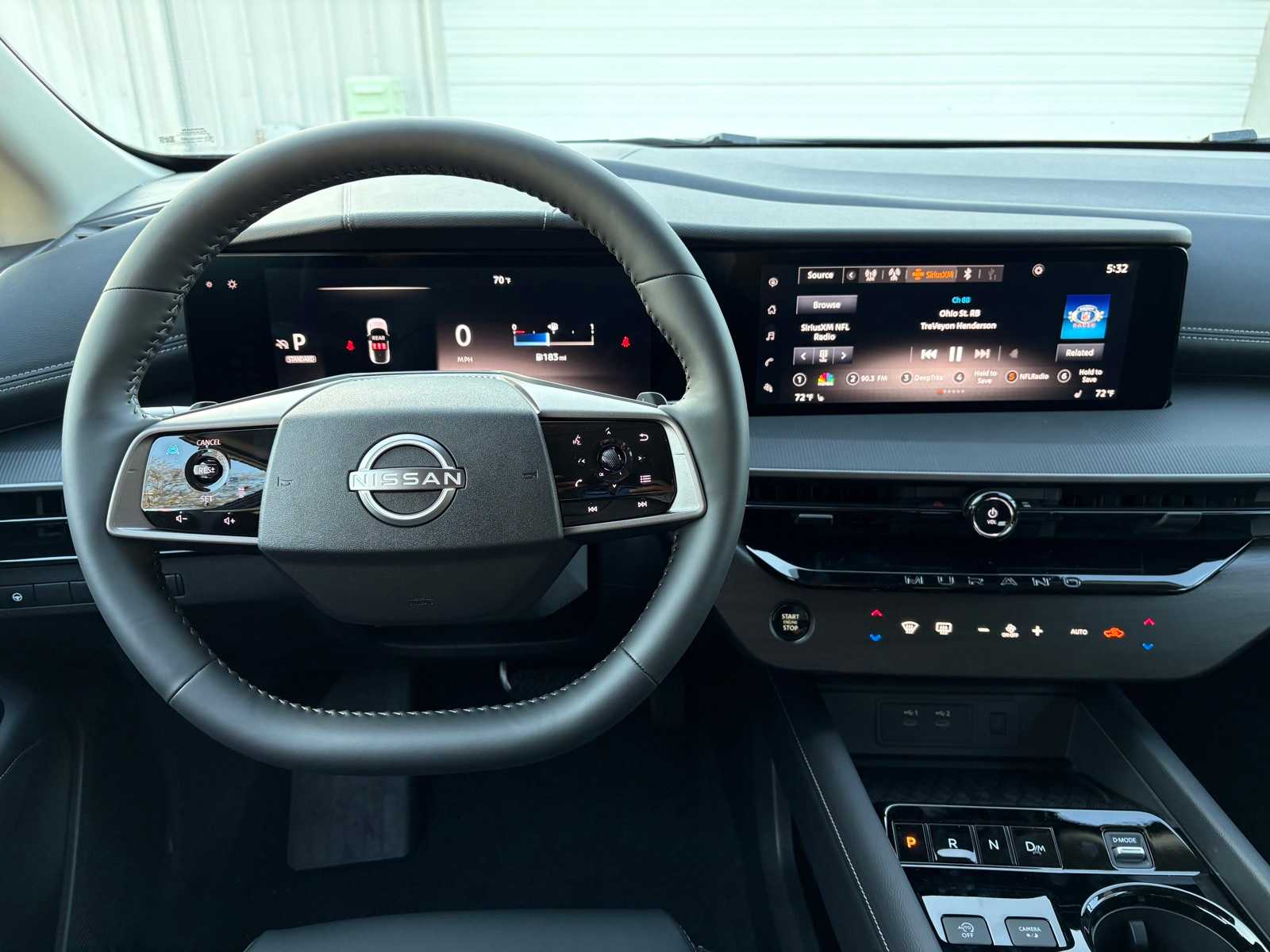 Vehicle image 12 of 22