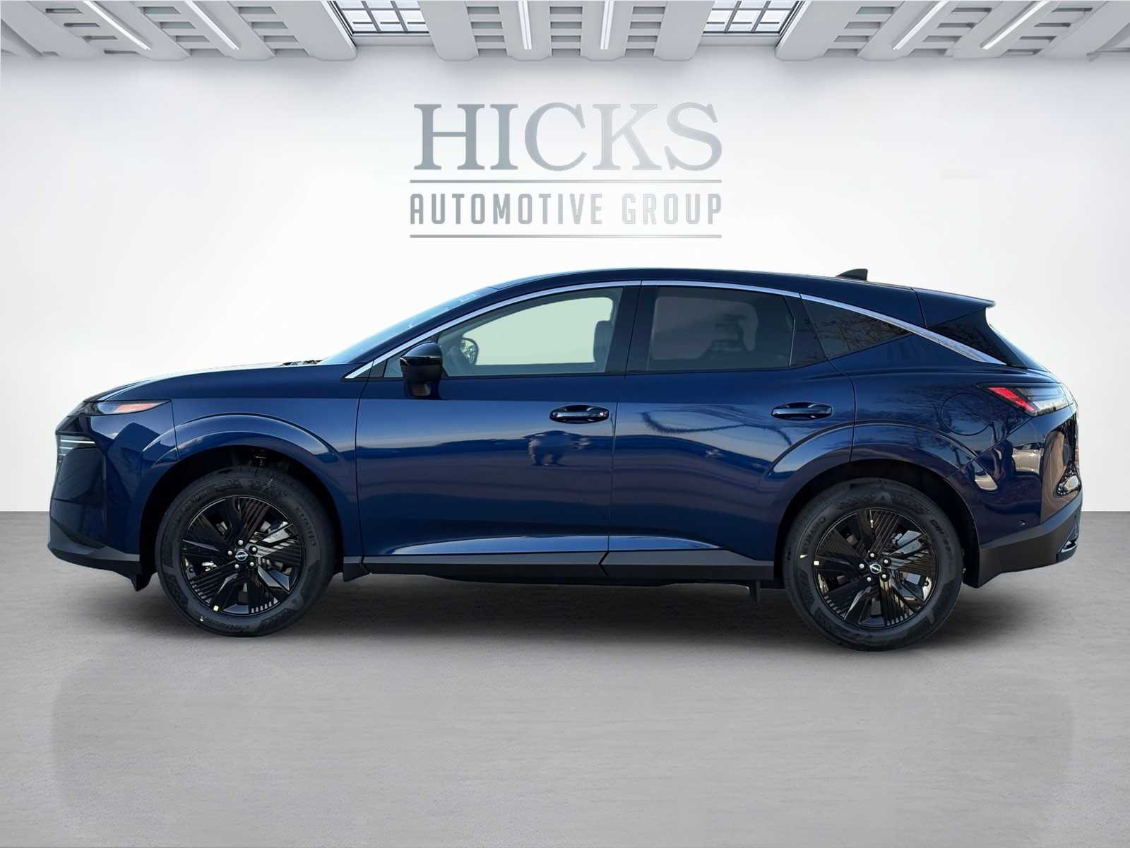 Vehicle image 8 of 22