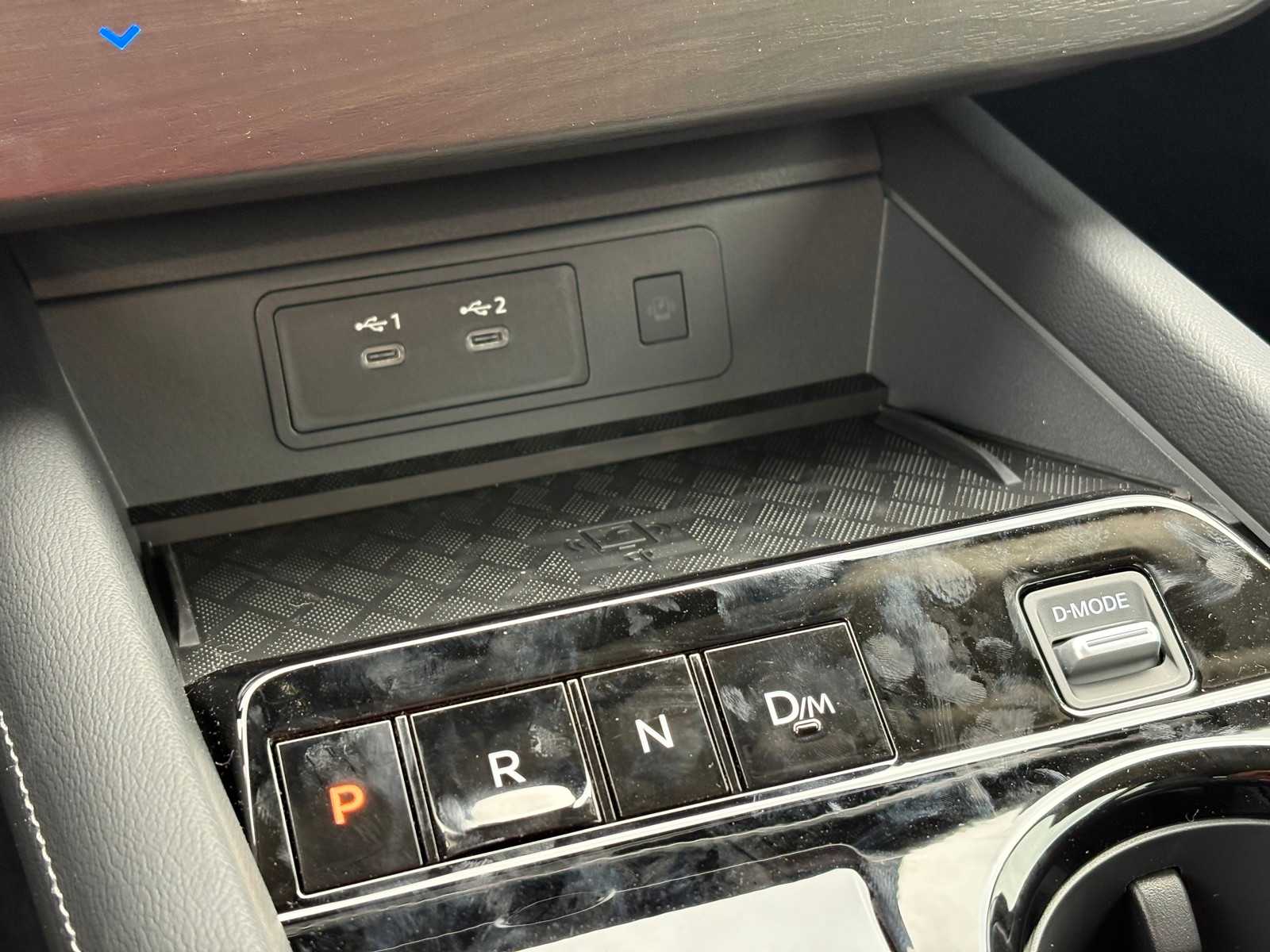 Vehicle image 16 of 22