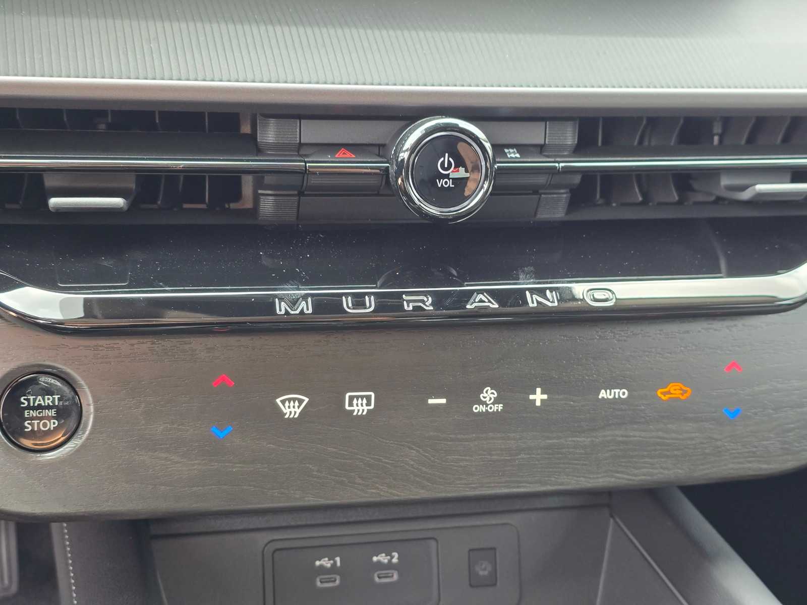 Vehicle image 19 of 26