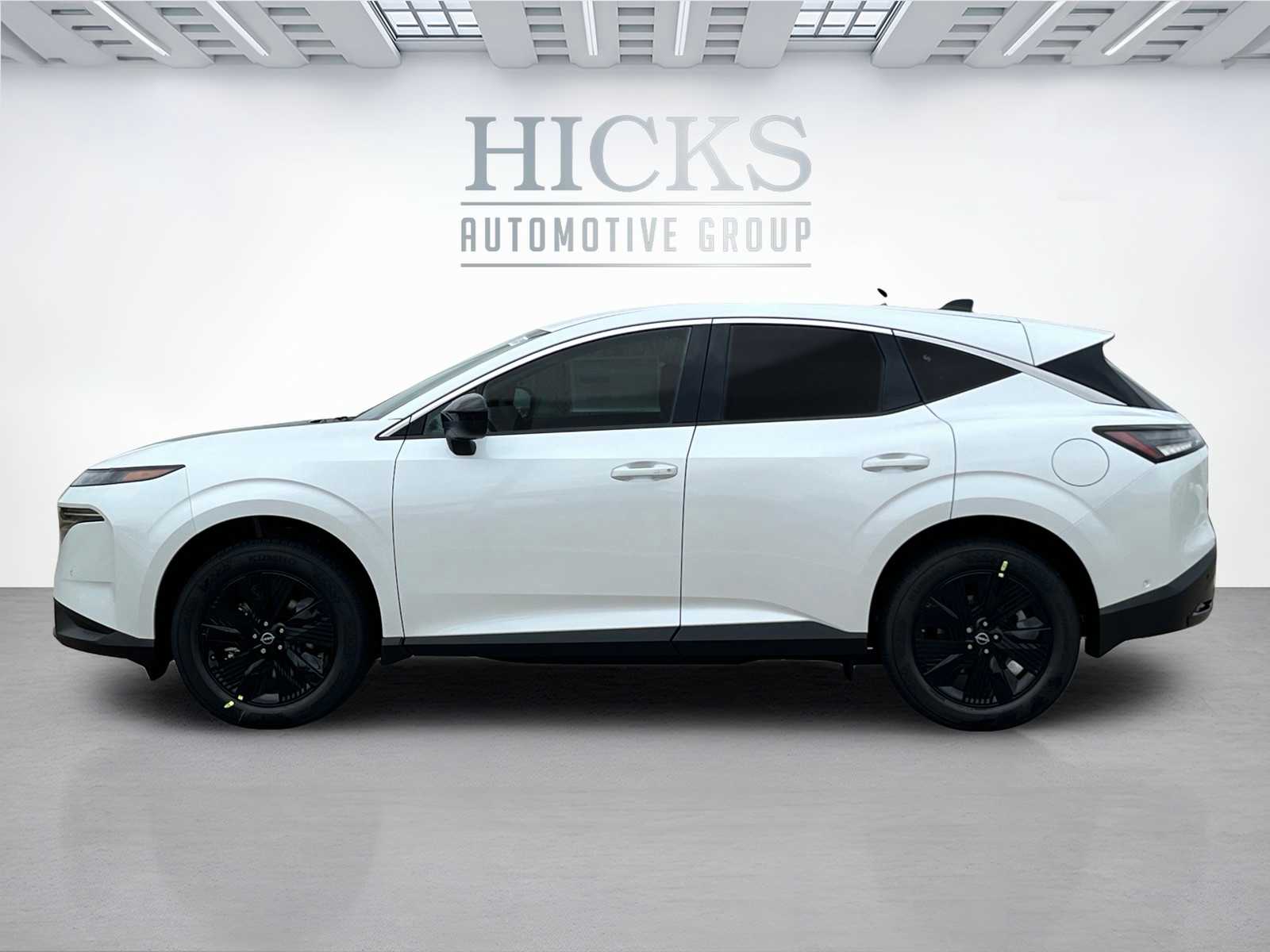 Vehicle image 8 of 22