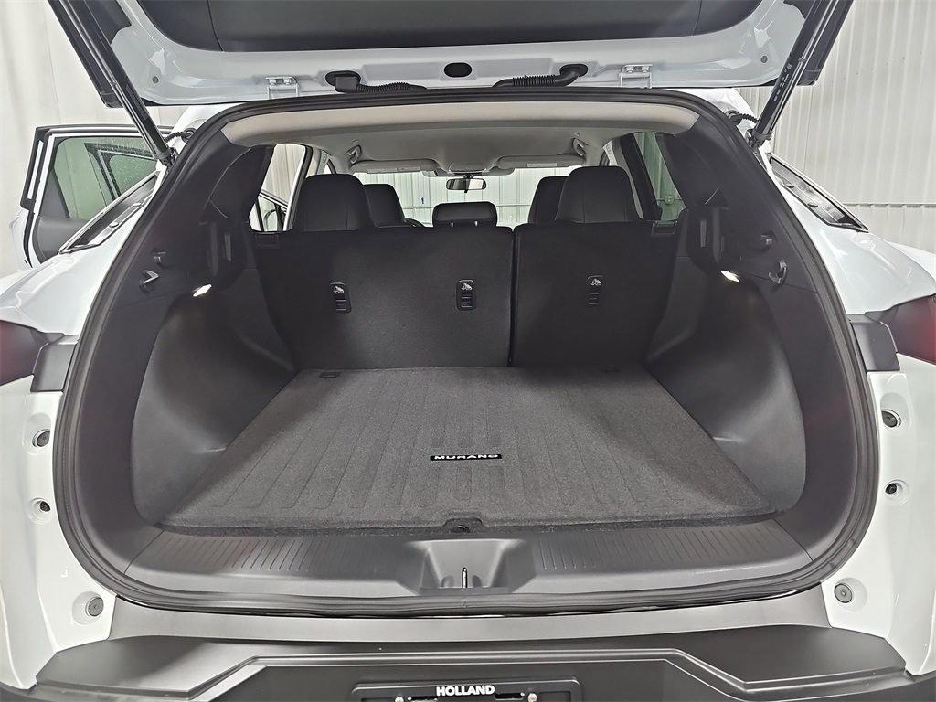 Vehicle image 12 of 35