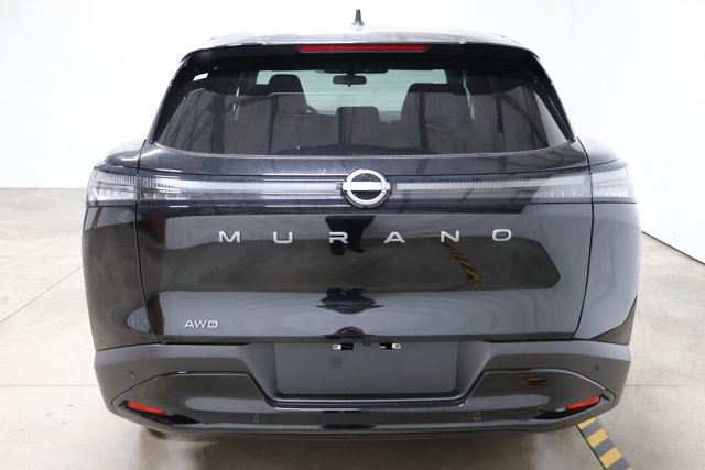 Vehicle image 3 of 32