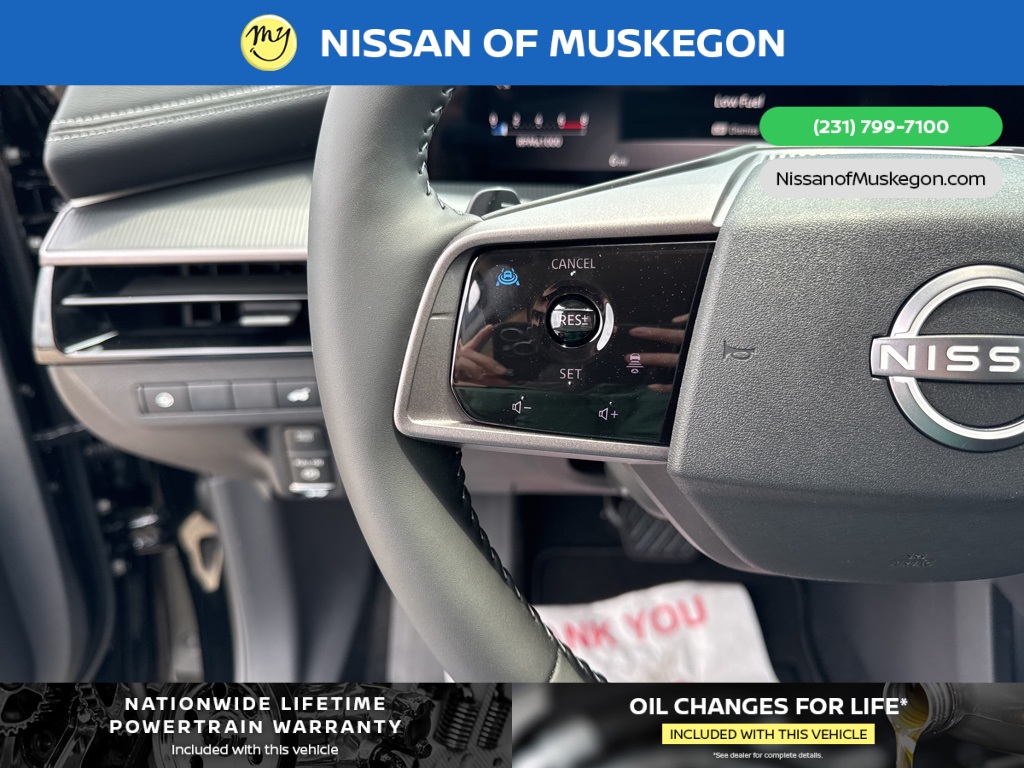 Vehicle image 15 of 29
