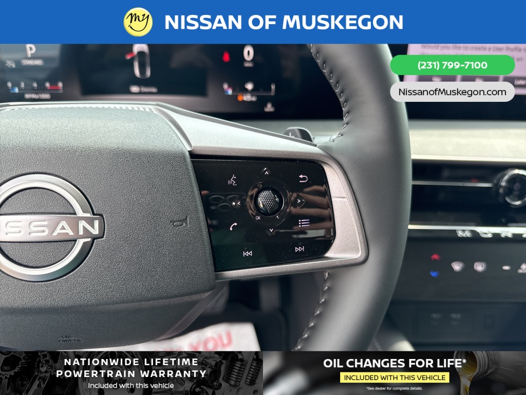 Vehicle image 16 of 29
