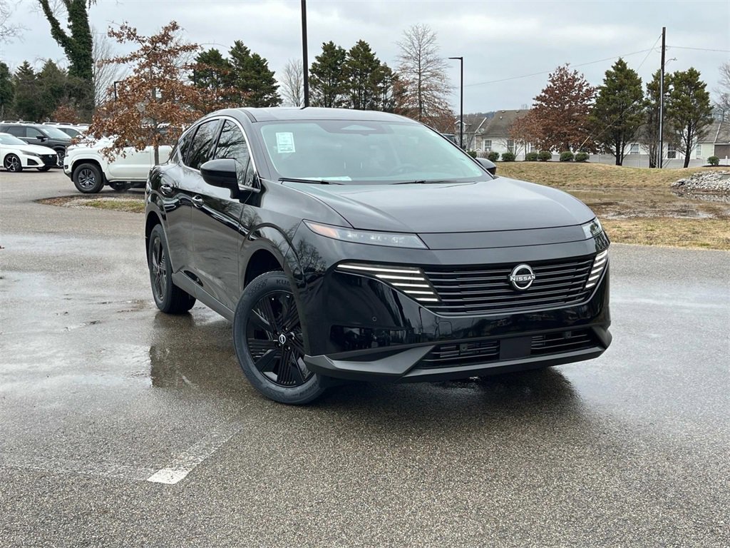 Vehicle image 9 of 33