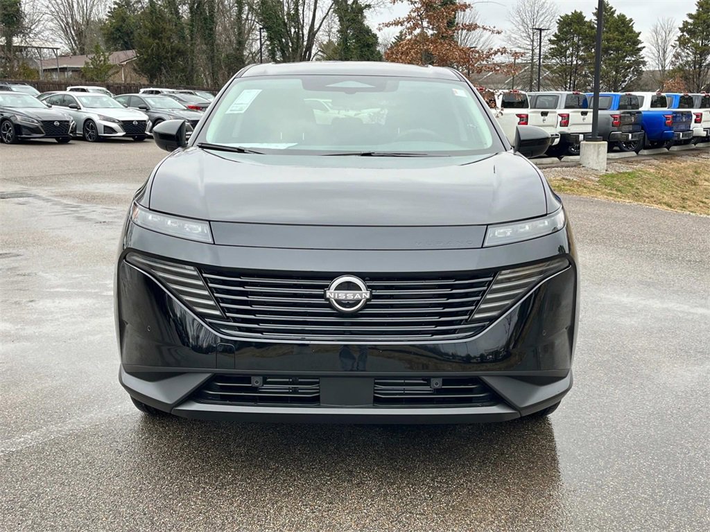 Vehicle image 4 of 33