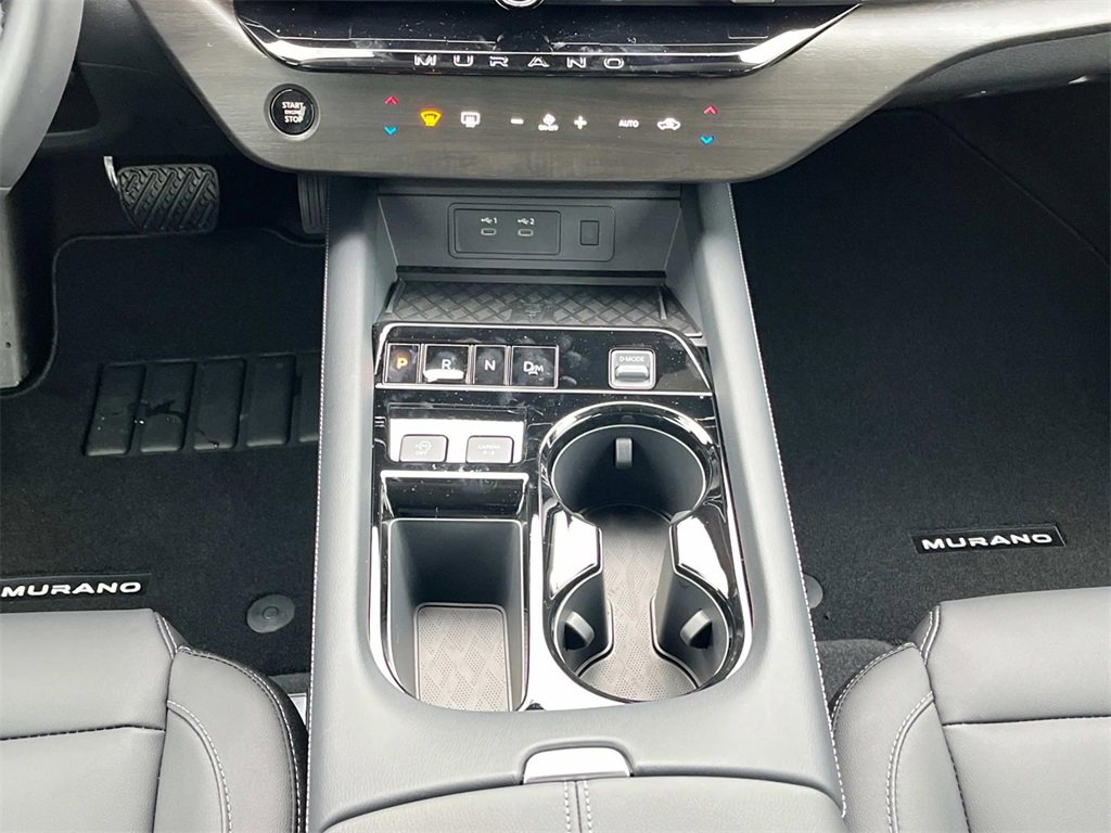 Vehicle image 20 of 33