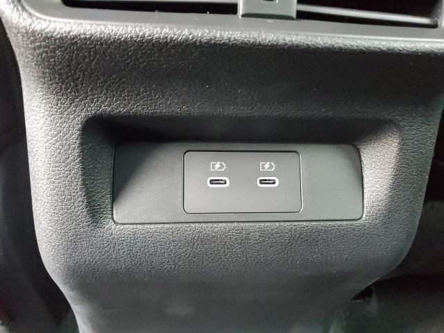 Vehicle image 10 of 26