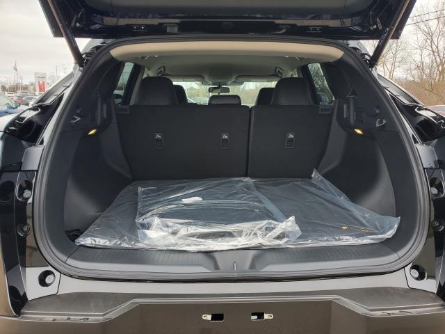 Vehicle image 7 of 26