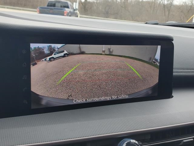 Vehicle image 22 of 26