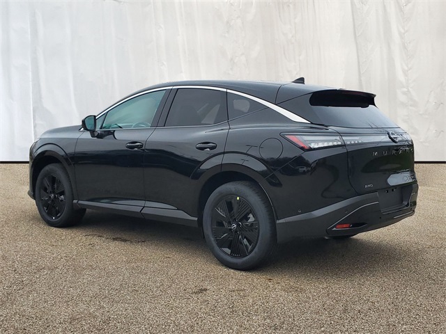 Vehicle image 4 of 26