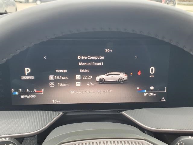 Vehicle image 20 of 26