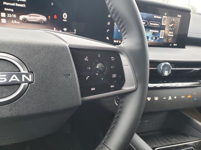 Vehicle image 19 of 26