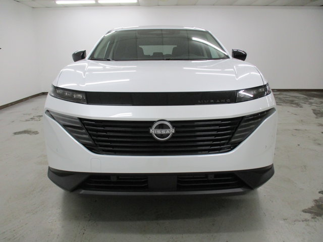 Vehicle image 2 of 31