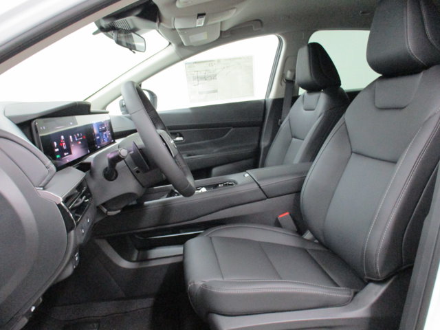 Vehicle image 15 of 31