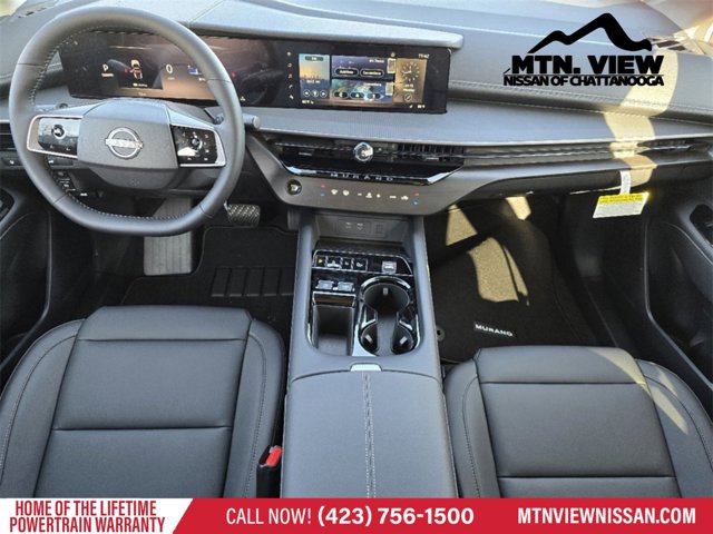 Vehicle image 7 of 18
