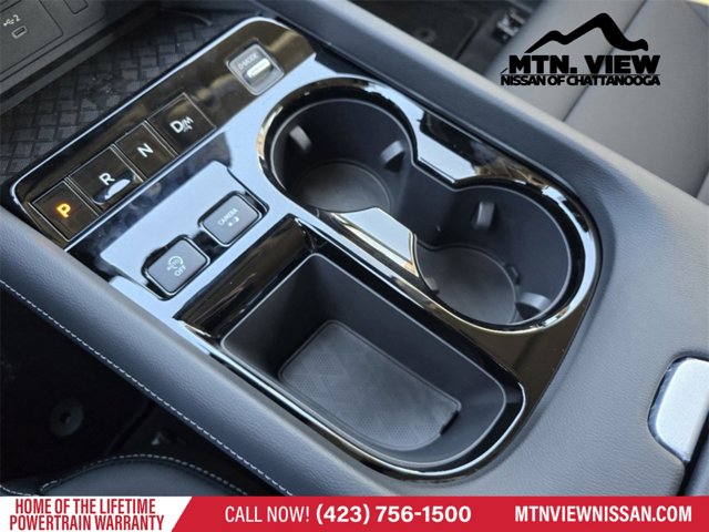 Vehicle image 18 of 18
