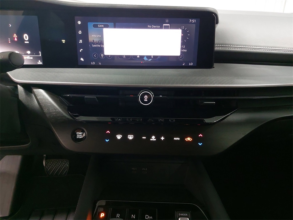 Vehicle image 20 of 35