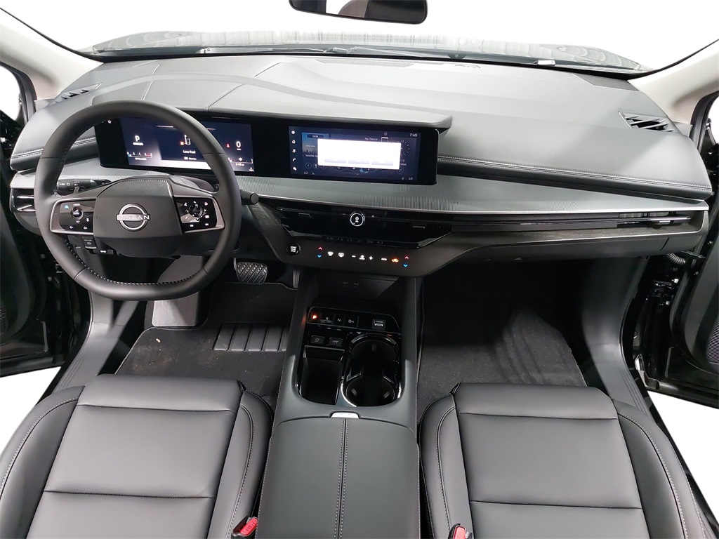 Vehicle image 9 of 35