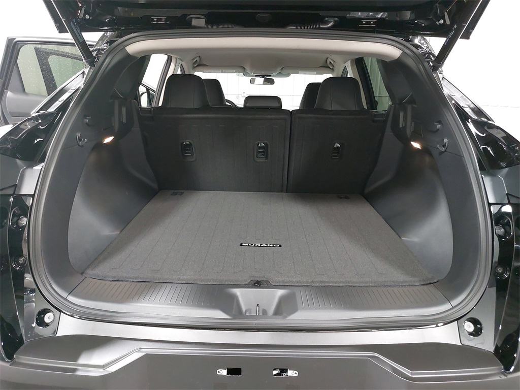 Vehicle image 12 of 35