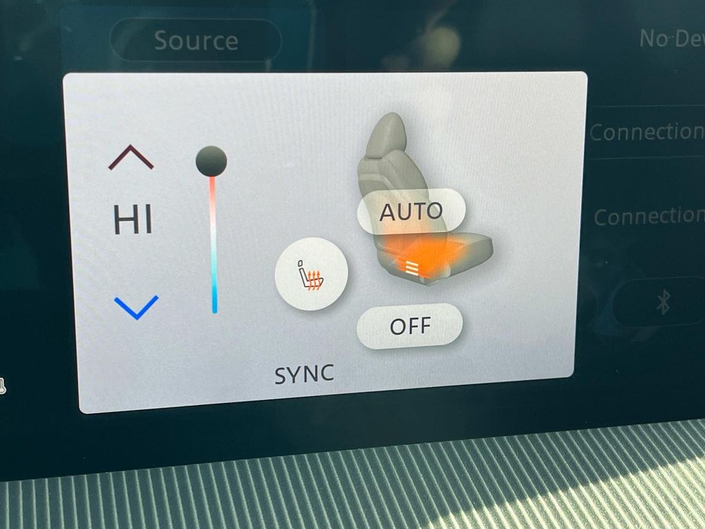 Vehicle image 32 of 34