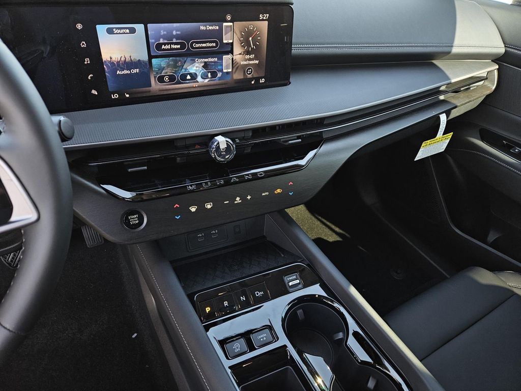 Vehicle image 19 of 22