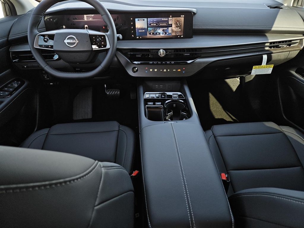 Vehicle image 10 of 22