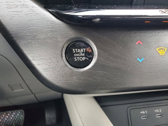 Vehicle image 16 of 28