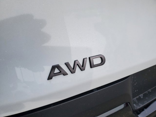 Vehicle image 28 of 28